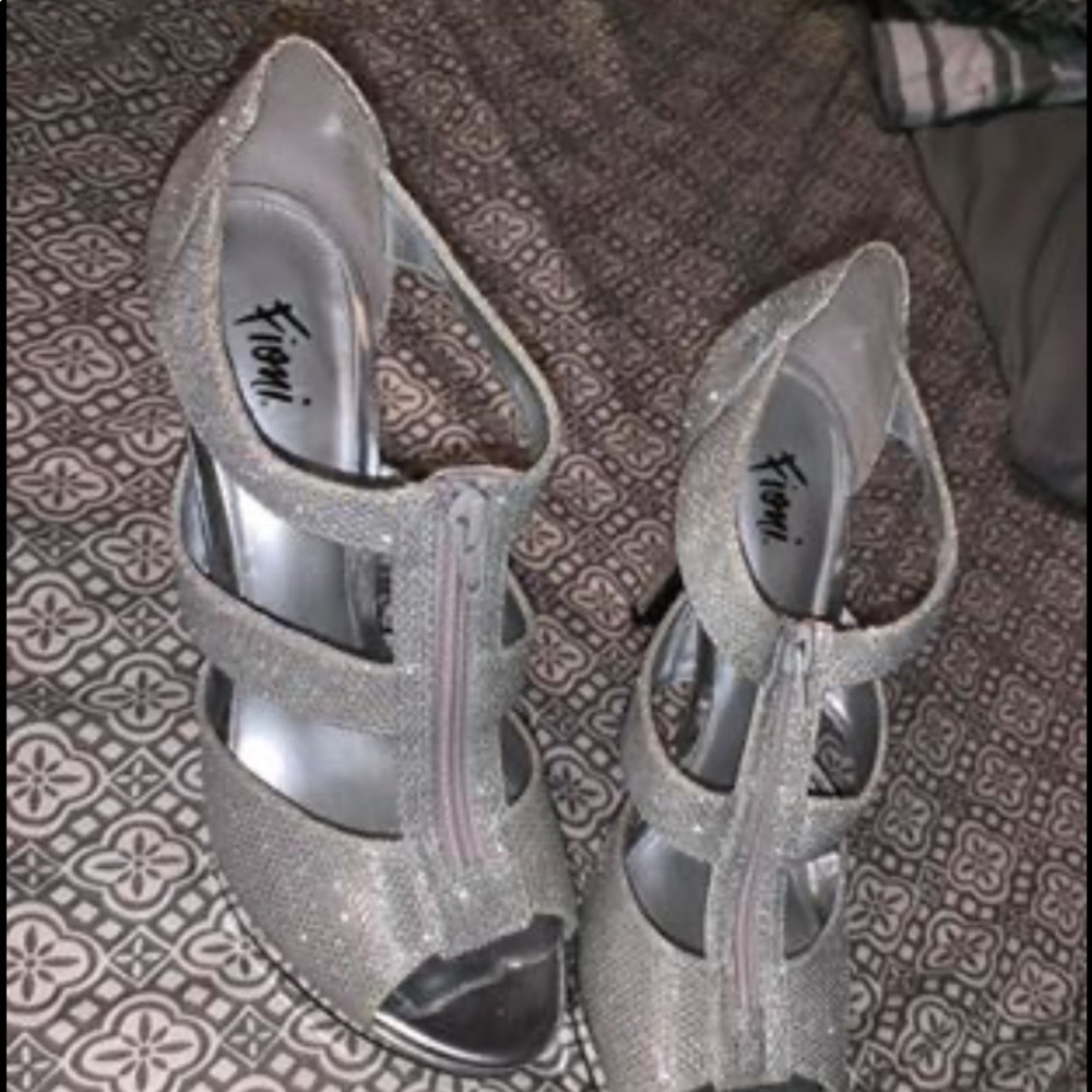 Prom heels